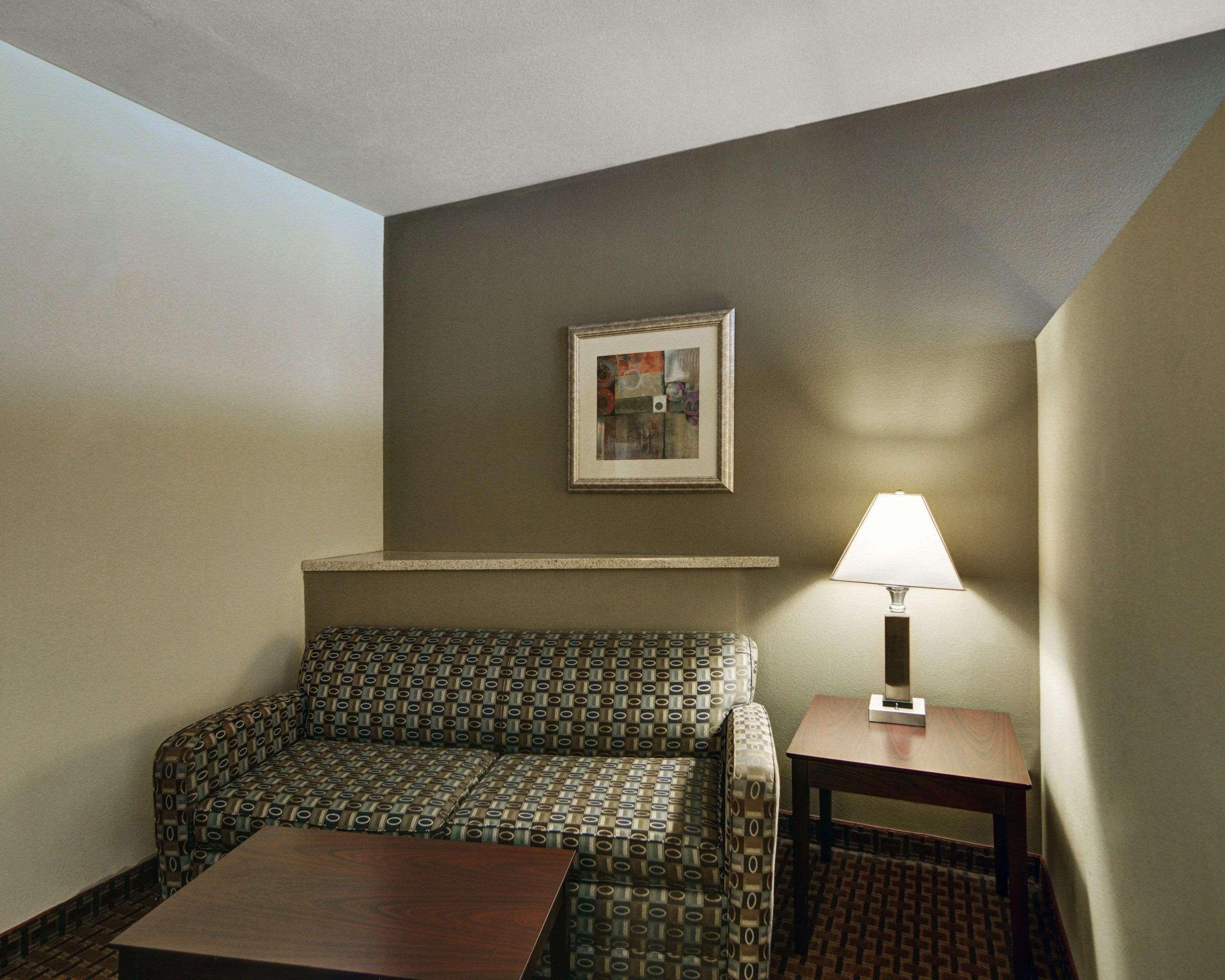 Comfort Inn & Suites Near Lake Lewisville Corinth Exterior foto