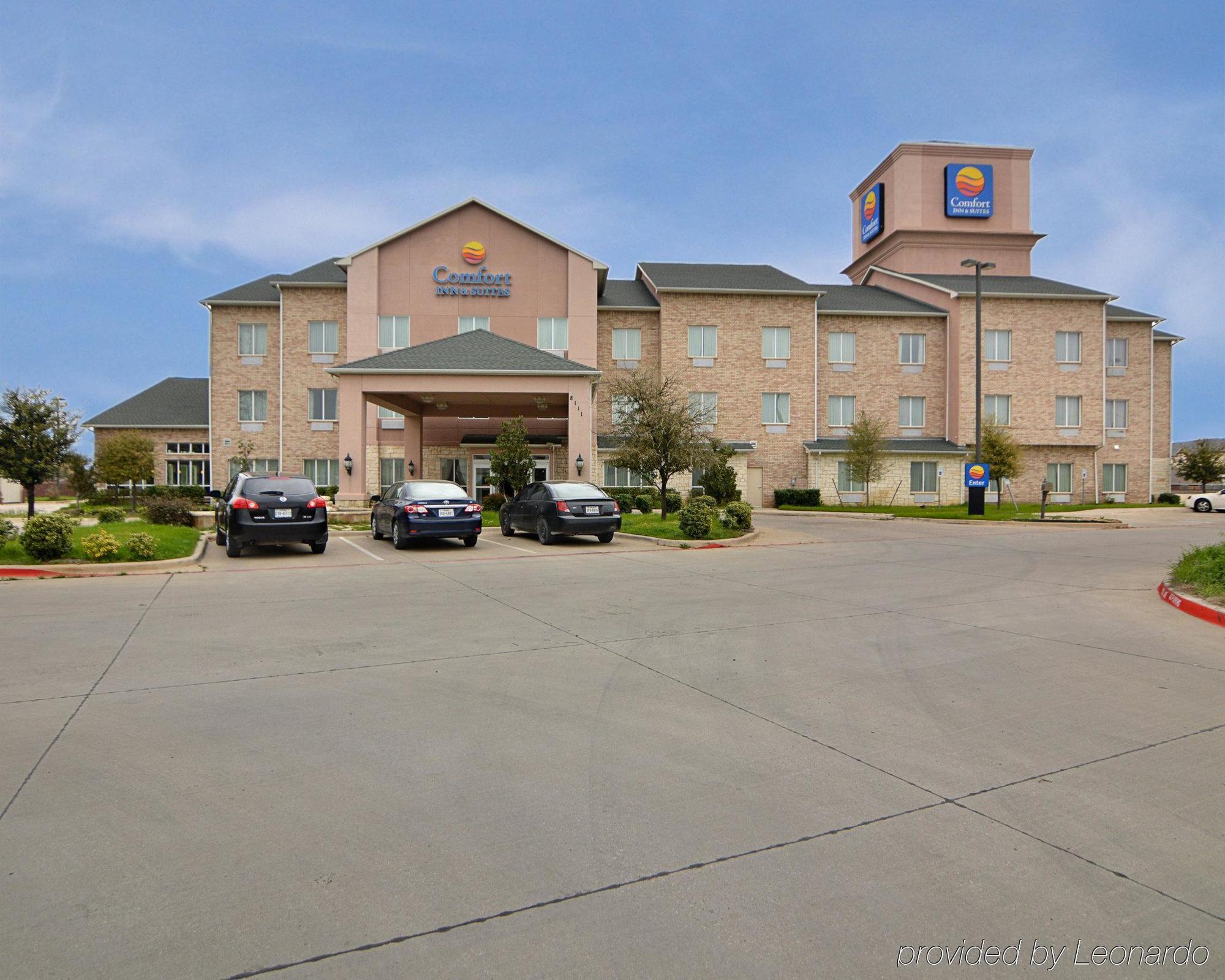 Comfort Inn & Suites Near Lake Lewisville Corinth Exterior foto
